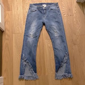 Hayden spilt hem denim